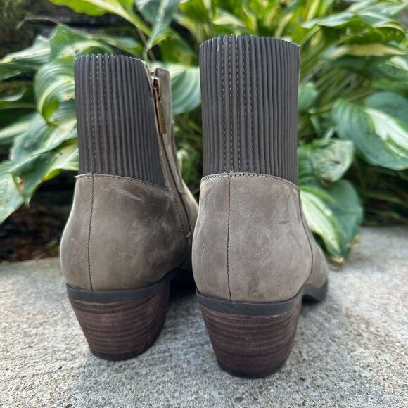 Vionic Womens Size 7M Green Shantelle Ankle Boots Waterproof Nubuck‎ Leather - Picture 4 of 9